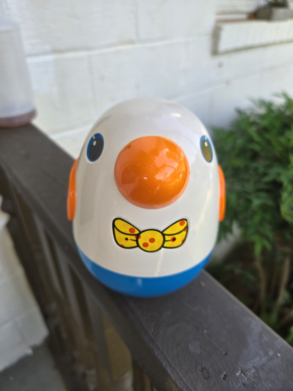 Playskool Weeble Bird Roly-Poly Wobble Toy, Plastic, White Orange Blue
